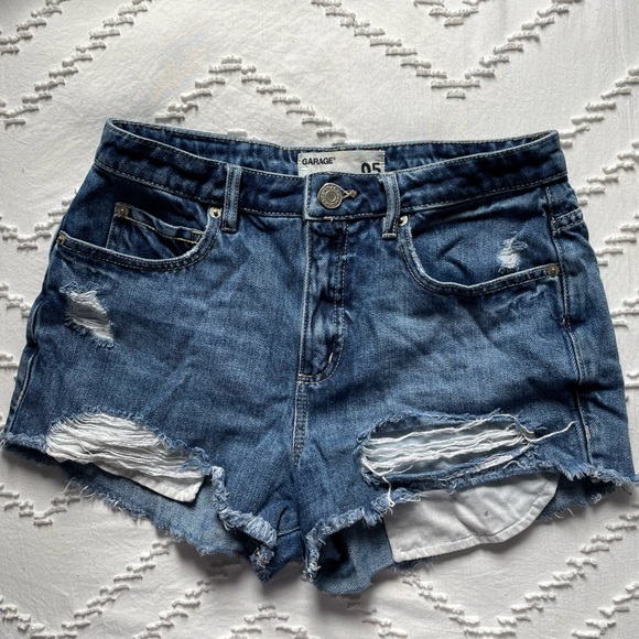 DENIM FESTIVAL SHORTS - Picture 1 of 5